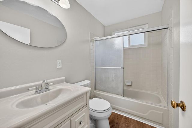 4549 Lippi Pkwy, Sacramento, CA 95823