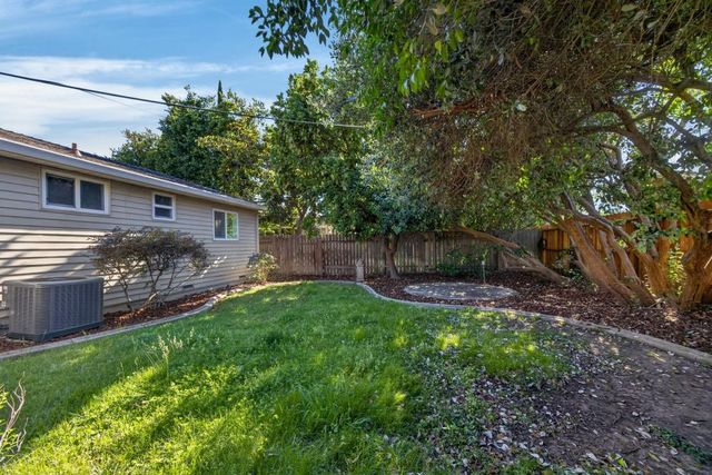 4549 Lippi Pkwy, Sacramento, CA 95823