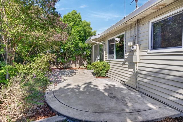 4549 Lippi Pkwy, Sacramento, CA 95823