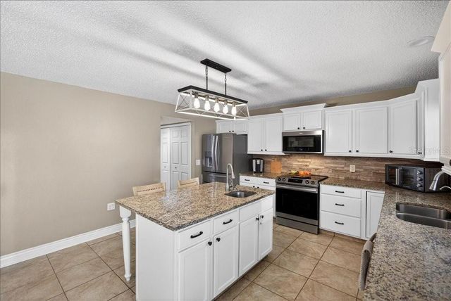 33 RED BARN DRIVE, Palm Coast, FL 32164