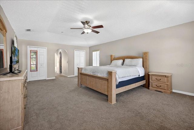 33 RED BARN DRIVE, Palm Coast, FL 32164