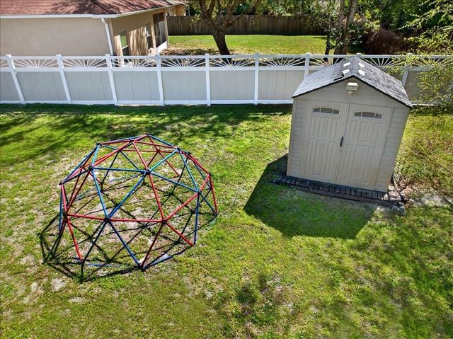 33 RED BARN DRIVE, Palm Coast, FL 32164