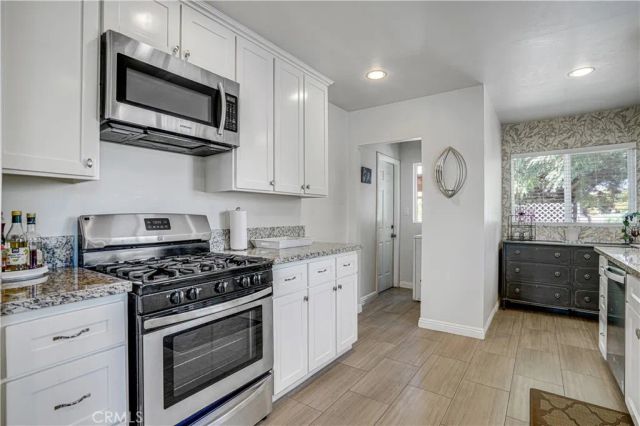 1301 S Hudson, Los Angeles, CA 90019