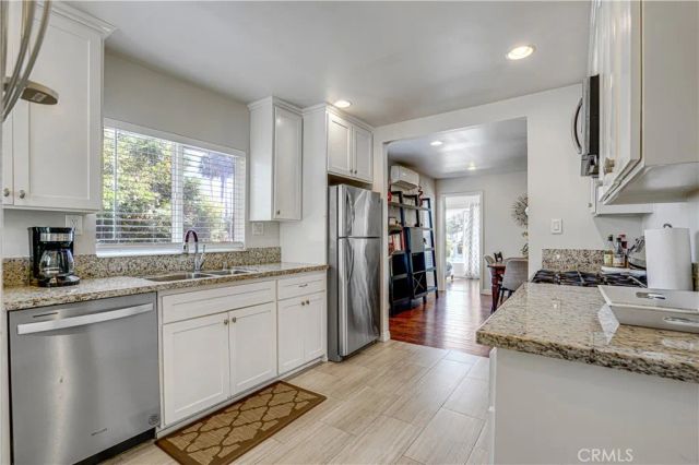 1301 S Hudson, Los Angeles, CA 90019