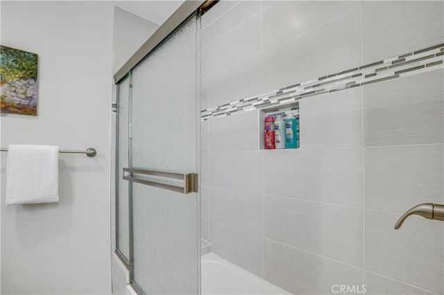 1301 S Hudson, Los Angeles, CA 90019