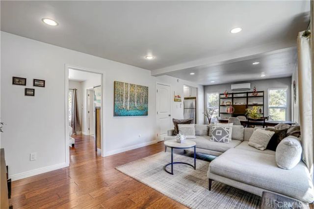 1301 S Hudson, Los Angeles, CA 90019