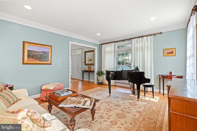 7722 BROOKVILLE RD, Chevy Chase, MD 20815