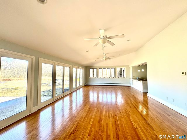 2 Meadow Place A1, East Haven, CT 06512