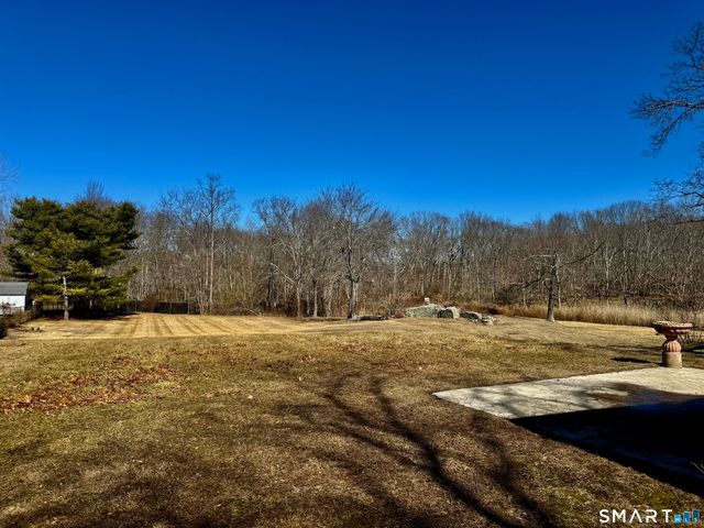 2 Meadow Place A1, East Haven, CT 06512