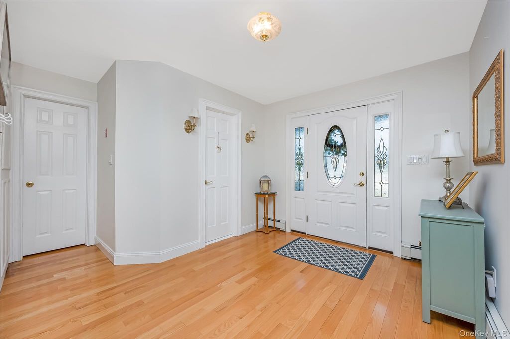 42 Grey Lane, Levittown, NY 11756 — photo 5