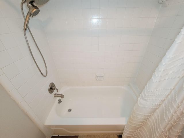 8423 Burwood Park Drive, Spring, TX 77379