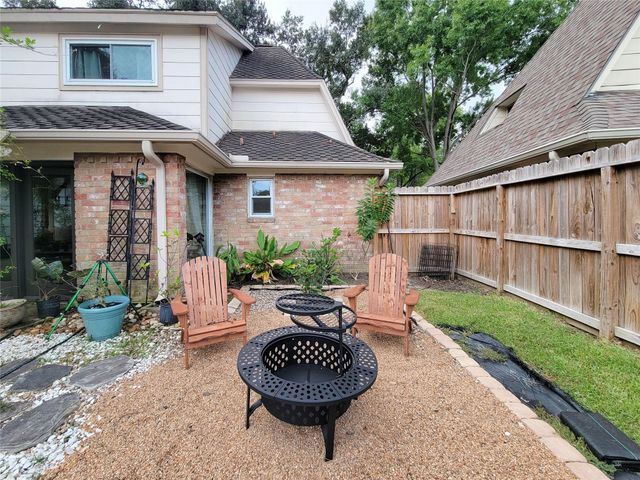 8423 Burwood Park Drive, Spring, TX 77379