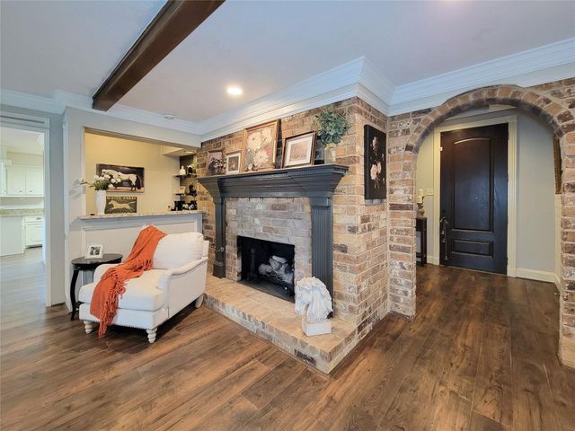 8423 Burwood Park Drive, Spring, TX 77379