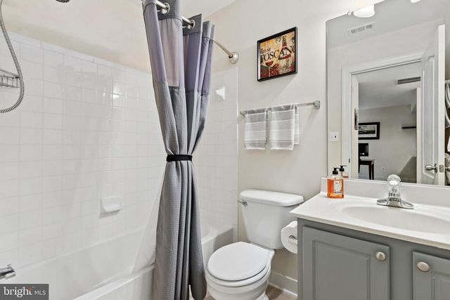 5114 ONEILL LN, Alexandria, VA 22304
