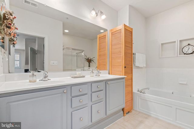 5114 ONEILL LN, Alexandria, VA 22304