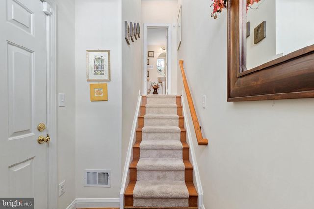 5114 ONEILL LN, Alexandria, VA 22304