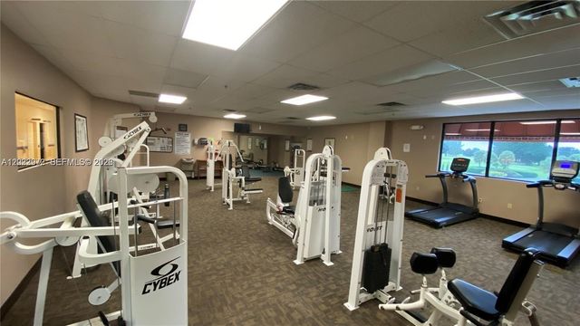 8961 S Hollybrook Boulevard 106, Pembroke Pines, FL 33025