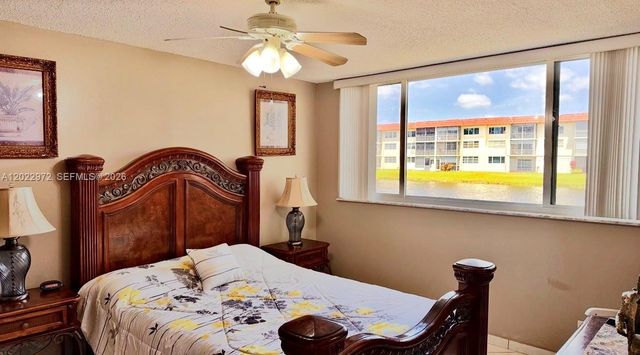 8961 S Hollybrook Boulevard 106, Pembroke Pines, FL 33025