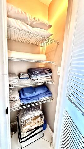 8961 S Hollybrook Boulevard 106, Pembroke Pines, FL 33025