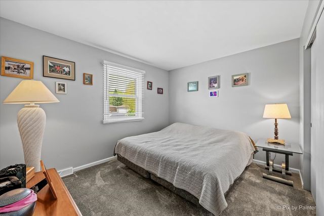 37W150 Olwin Drive, Elgin, IL 60124