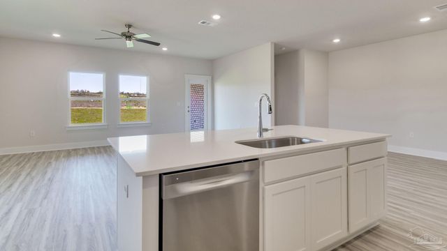 5836 Dove Nest Rd, Gulf Breeze, FL 32563