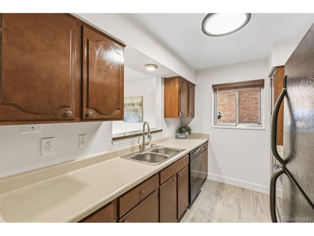 2902 Airport Rd 136, Colorado Springs, CO 80910