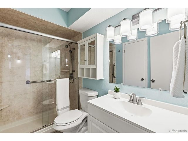 2902 Airport Rd 136, Colorado Springs, CO 80910