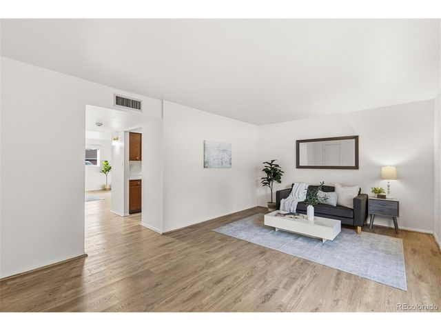 2902 Airport Rd 136, Colorado Springs, CO 80910