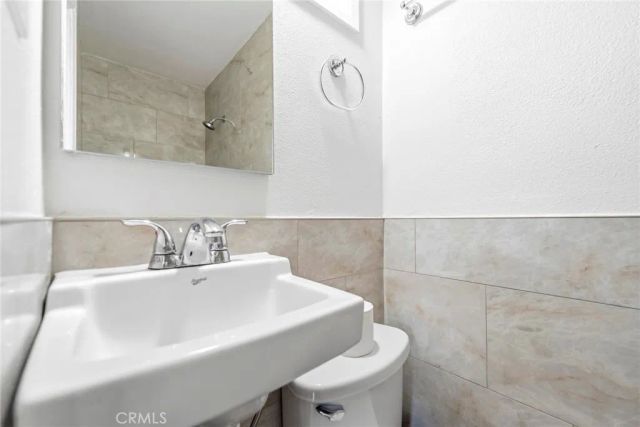 703 S Harbor Blvd, Anaheim, CA 92805