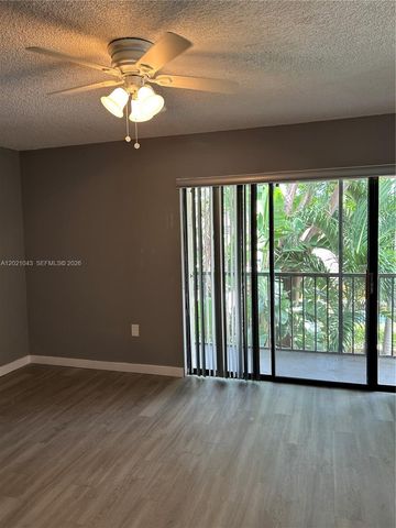 1136 NE 210th Ter 1136, Miami, FL 33179