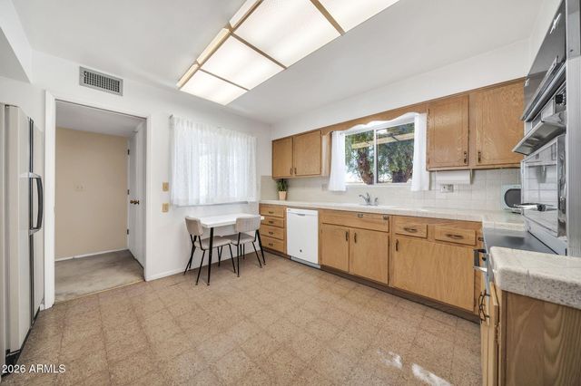 10316 W CORTE DEL SOL ESTE --, Sun City, AZ 85351