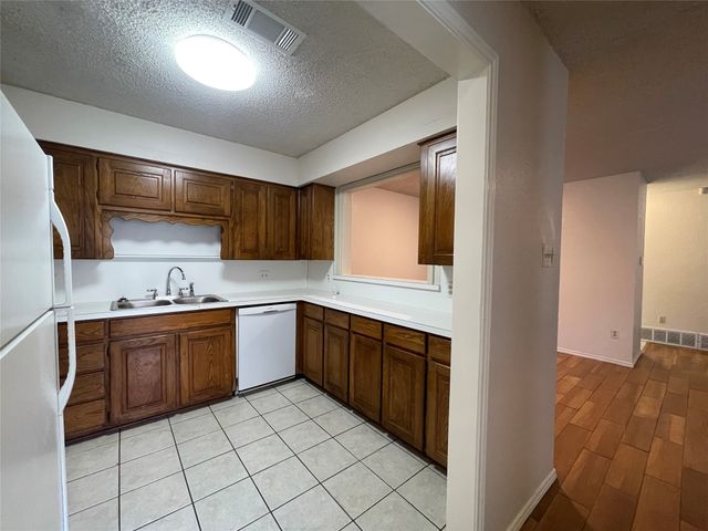 6439 Brookhaven Trail 6437, Fort Worth, TX 76133