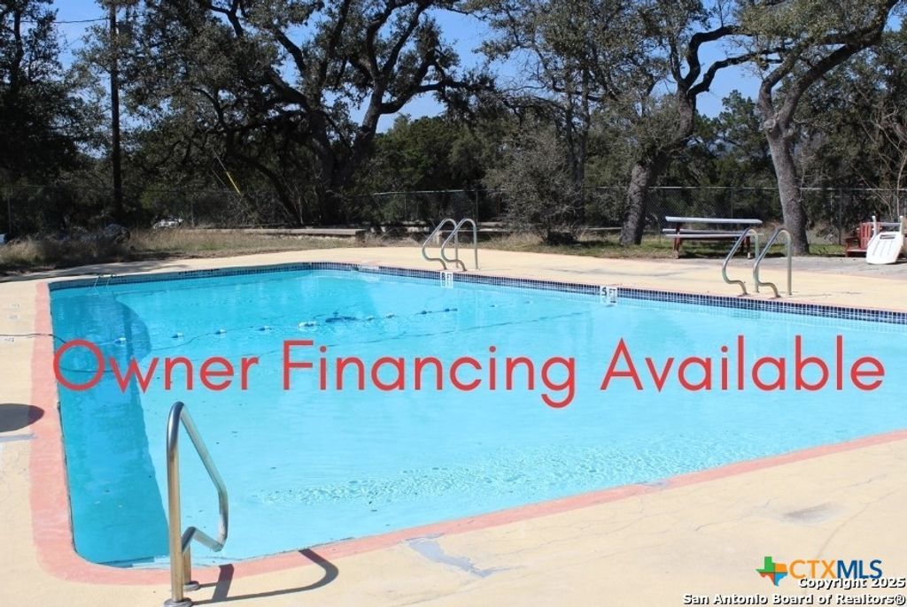 535 Ridgerock Drive, Canyon Lake, TX 78133