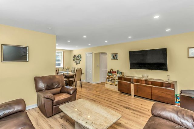253-01 61st Avenue UPPER, Little Neck, NY 11362