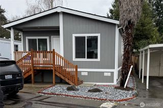 7301 NE 175th Street #115, Kenmore, WA 98028