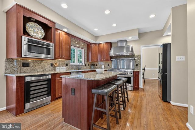 8121 WILLINGBORO CT, Gainesville, VA 20155