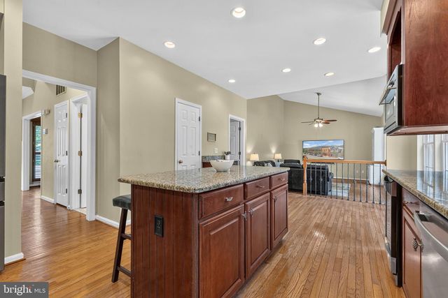 8121 WILLINGBORO CT, Gainesville, VA 20155