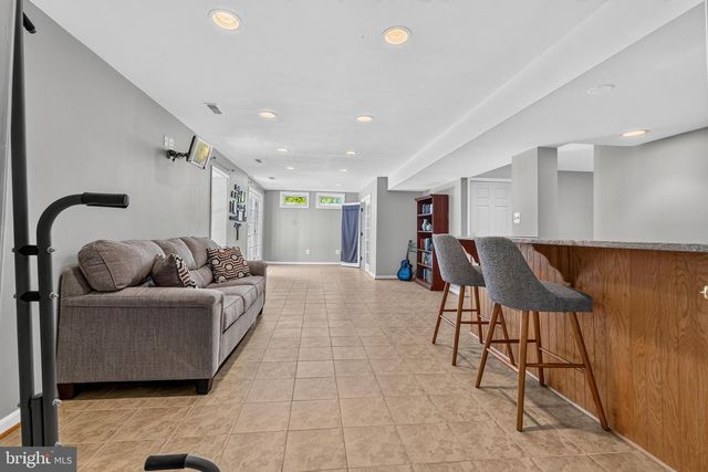 8121 WILLINGBORO CT, Gainesville, VA 20155