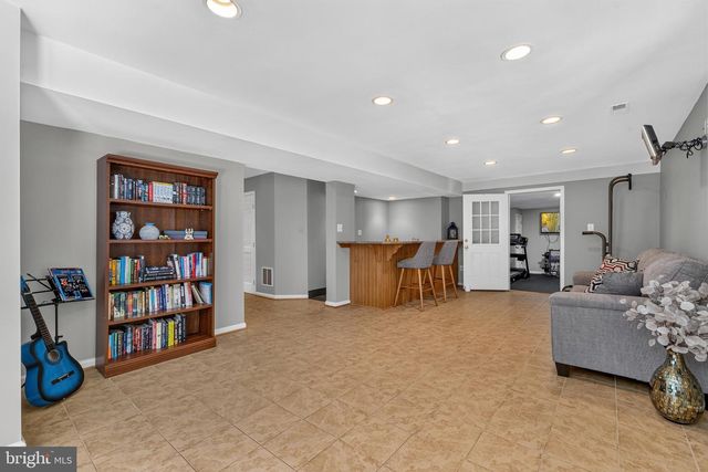 8121 WILLINGBORO CT, Gainesville, VA 20155