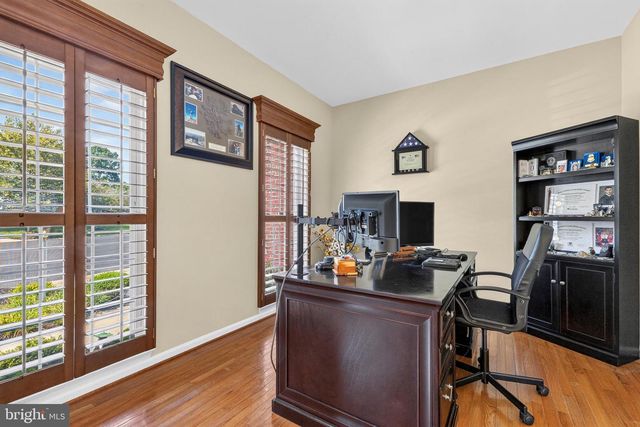 8121 WILLINGBORO CT, Gainesville, VA 20155