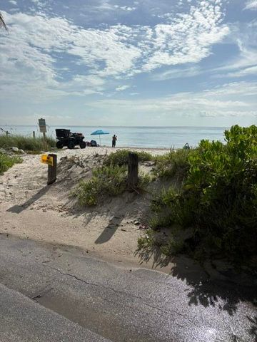 5785 N SURF Road, Hollywood, FL 33019