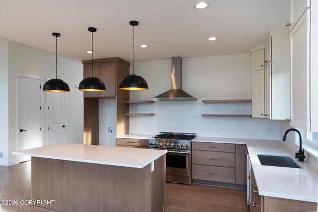 8922 Sasquatch Circle, Eagle River, AK 99577