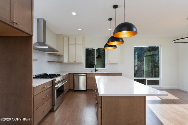 8922 Sasquatch Circle, Eagle River, AK 99577