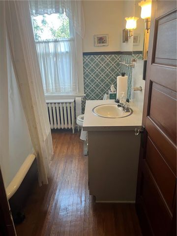 2300 Sycamore Street, Wilson Boro, PA 18042