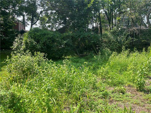 2300 Sycamore Street, Wilson Boro, PA 18042