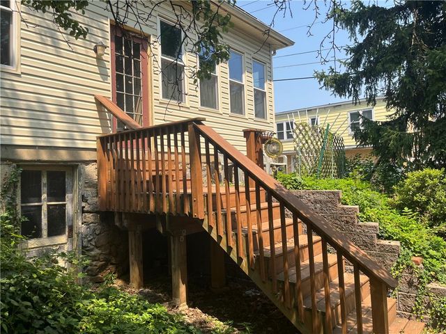 2300 Sycamore Street, Wilson Boro, PA 18042