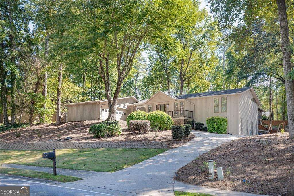 3370 Indian Hills Drive, Marietta, GA 30068 — photo 3