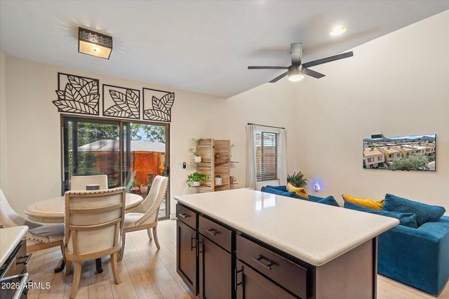 3113 E DANBURY Road 11, Phoenix, AZ 85032