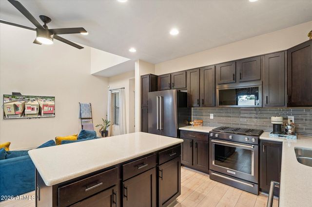 3113 E DANBURY Road 11, Phoenix, AZ 85032