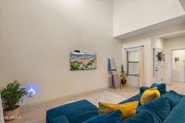 3113 E DANBURY Road 11, Phoenix, AZ 85032